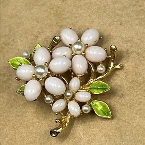 Vintage ART pink flower brooch